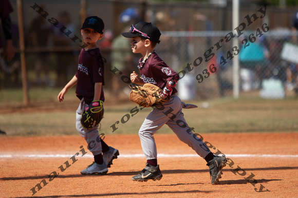 2025 CC 6U TBall Marlins Maroon vs Marlins Silver 3 1 1030AM-0247
