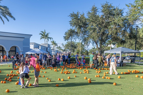 2024 DelRay Marketplace Trick or Treat 10 24-0071